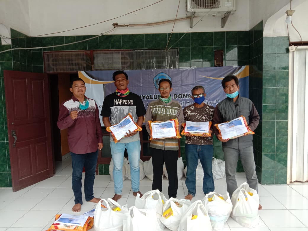 Penyaluran Donasi STAIHAS PEDULI GURU NGAJI