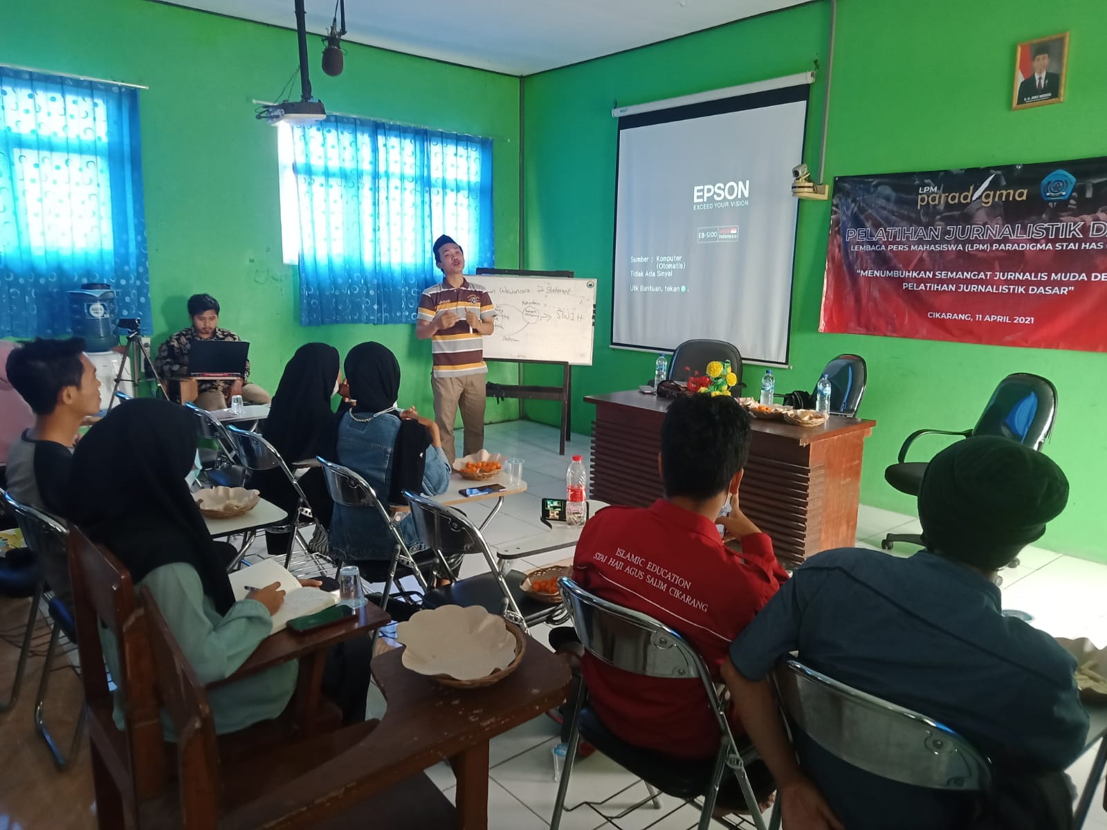 LPM Paradigma STAI HAS Cikarang Adakan Pelatihan Dasar Jurnalistik Bagi Mahasiswa